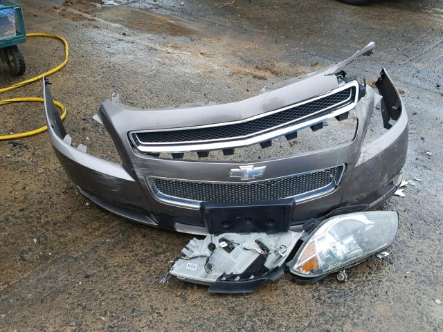 1G1ZB5E18BF186721 - 2011 CHEVROLET MALIBU LS Boz foto 9