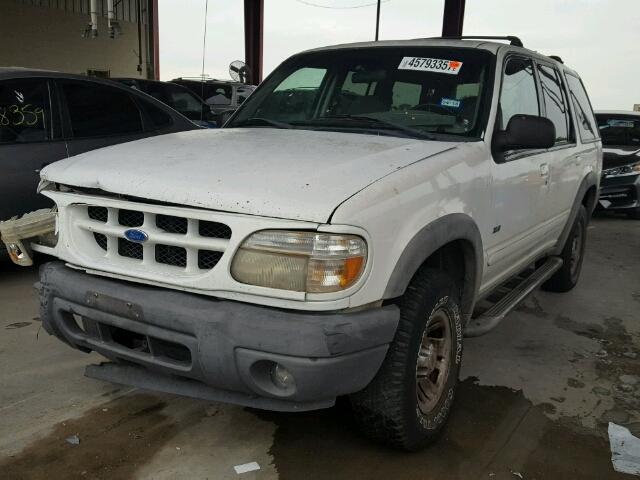 1FMZU72E51ZA20931 - 2001 FORD EXPLORER X WHITE photo 2