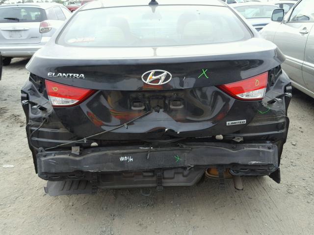 5NPDH4AE7DH279290 - 2013 HYUNDAI ELANTRA GL BLACK photo 9