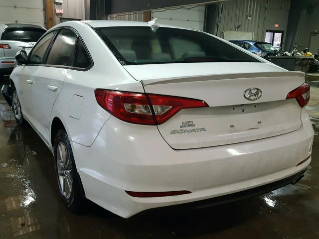 5NPE24AF4FH247866 - 2015 HYUNDAI SONATA SE WHITE photo 3