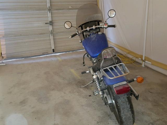 JH2RC44022K620802 - 2002 HONDA VT750 DC BLUE photo 3