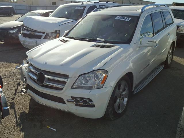 4JGBF7BE2BA709403 - 2011 MERCEDES-BENZ GL 450 4MA WHITE photo 2