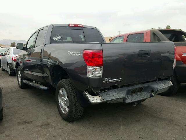 5TFRM5F12CX047759 - 2012 TOYOTA TUNDRA DOU GRAY photo 3