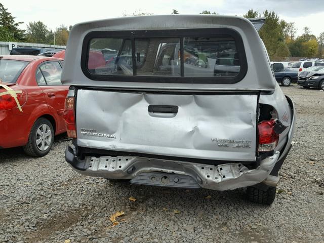 5TEKU72N87Z384134 - 2007 TOYOTA TACOMA DOU SILVER photo 9