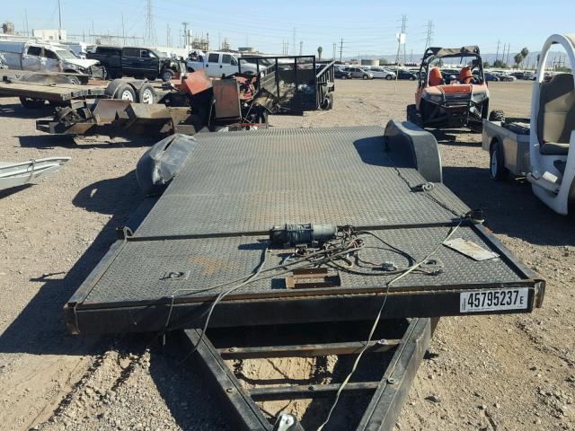 4HXDC18201C033424 - 2001 CARS UTILITY BLACK photo 5