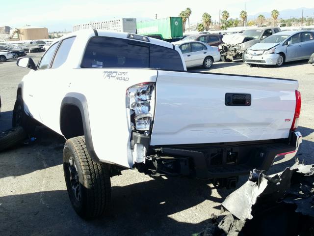 3TMAZ5CNXHM042196 - 2017 TOYOTA TACOMA DOU WHITE photo 3