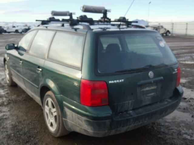 WVWVD23B5YE182991 - 2000 VOLKSWAGEN PASSAT GLX GREEN photo 3