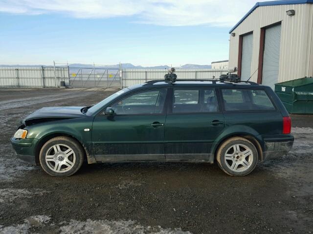 WVWVD23B5YE182991 - 2000 VOLKSWAGEN PASSAT GLX GREEN photo 9