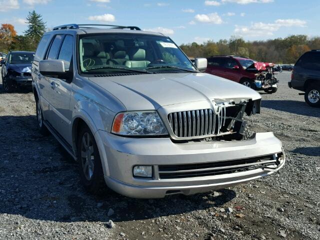 5LMFU28586LJ25483 - 2006 LINCOLN NAVIGATOR SILVER photo 1