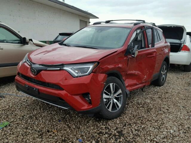 2T3RFREV6HW644303 - 2017 TOYOTA RAV4 XLE RED photo 2