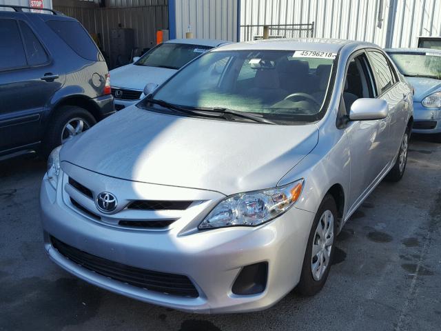 JTDBU4EE1BJ107841 - 2011 TOYOTA COROLLA BA SILVER photo 2