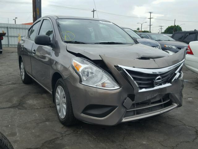 3N1CN7AP2FL818086 - 2015 NISSAN VERSA S CHARCOAL photo 1