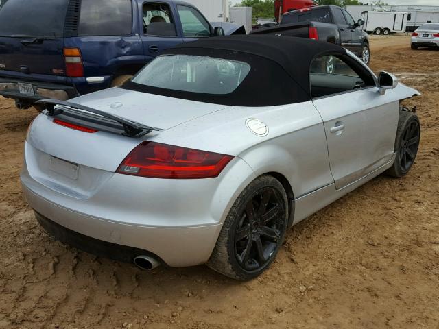 TRURD38J481003635 - 2008 AUDI TT 3.2 QUA SILVER photo 4