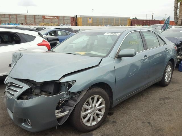 4T1BK3EK7AU608408 - 2010 TOYOTA CAMRY SE GREEN photo 2