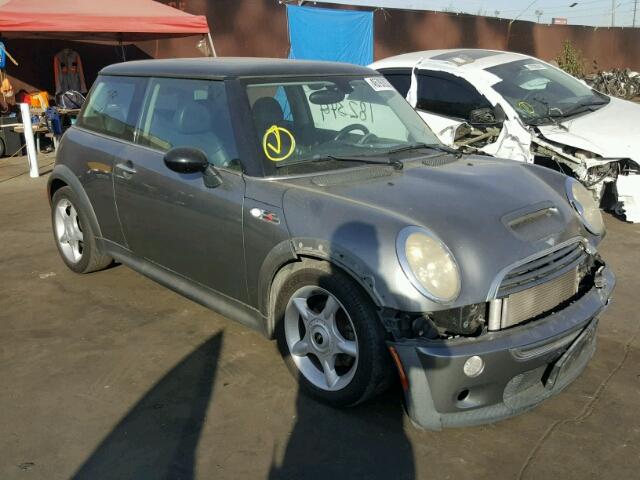 WMWRE33414TD86845 - 2004 MINI COOPER S GRAY photo 1