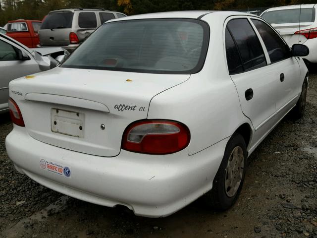 KMHVF24N7WU531487 - 1998 HYUNDAI ACCENT GL WHITE photo 4