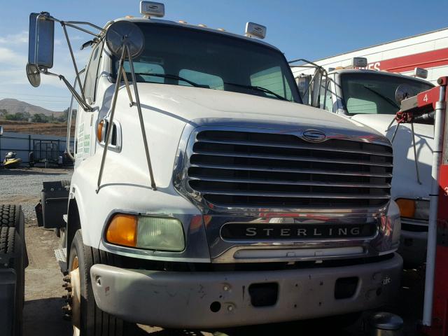 2FWJAWDX09AAG9332 - 2009 STERLING TRUCK L 8500 WHITE photo 1