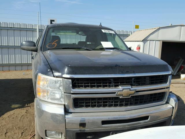 1GCHK23627F543303 - 2007 CHEVROLET SILVERADO BLACK photo 10