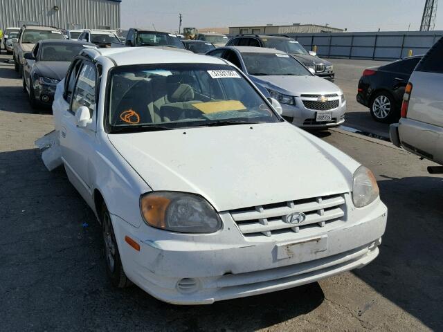 KMHCG45C15U606583 - 2005 HYUNDAI ACCENT GL WHITE photo 1