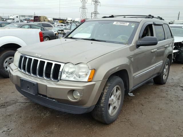 1J4HR58215C500440 - 2005 JEEP GRAND CHER TAN photo 2