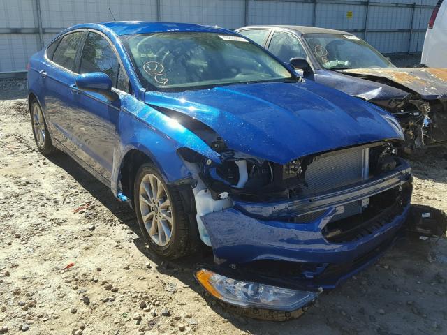 3FA6P0H73HR402877 - 2017 FORD FUSION SE BLUE photo 1