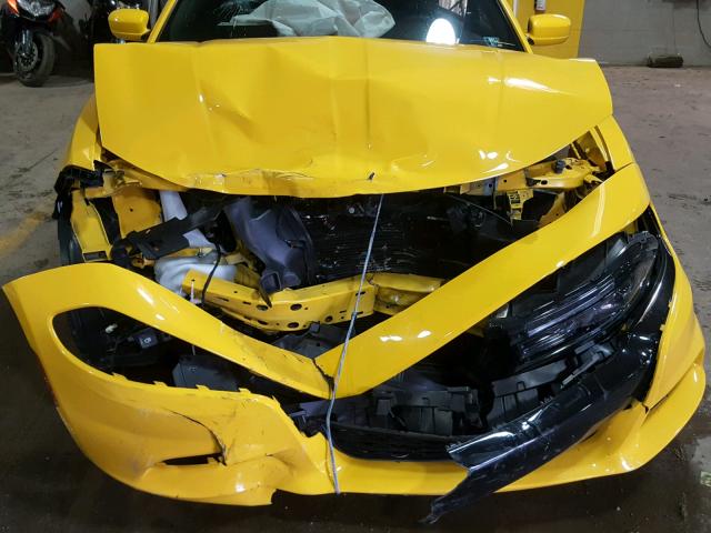 2C3CDXCT8JH124566 - 2018 DODGE CHARGER R/ YELLOW photo 9