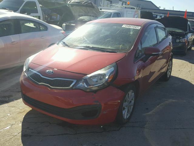 KNADN4A34D6172583 - 2013 KIA RIO EX RED photo 2