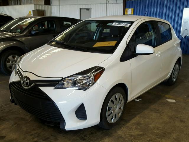 VNKKTUD31HA085438 - 2017 TOYOTA YARIS L WHITE photo 2