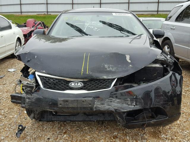 KNAFW4A31D5685897 - 2013 KIA FORTE SX BLACK photo 9