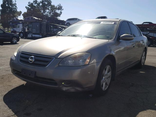 1N4AL11D62C238011 - 2002 NISSAN ALTIMA BAS TAN photo 2