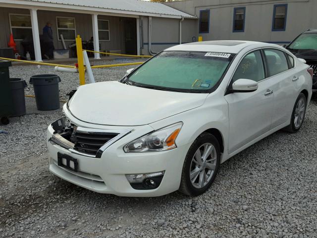 1N4AL3AP5DN443672 - 2013 NISSAN ALTIMA 2.5 WHITE photo 2