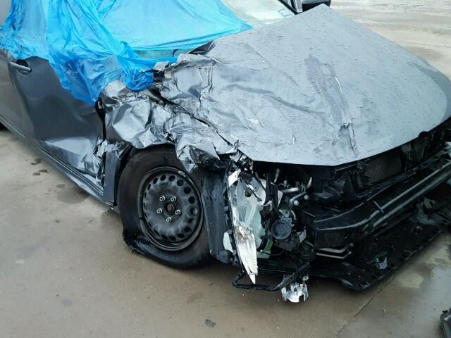 3VW2K7AJ0FM287099 - 2015 VOLKSWAGEN JETTA BASE CHARCOAL photo 9