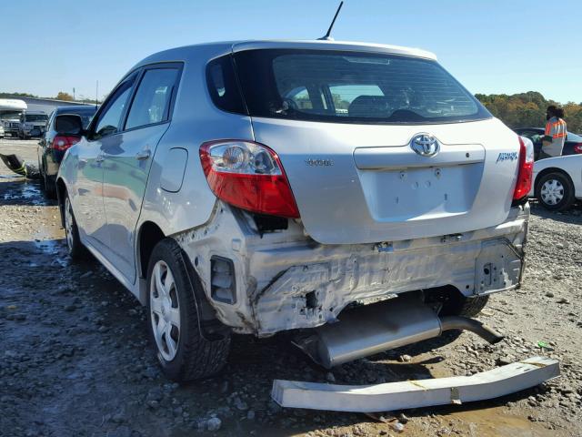 2T1KU40E49C073195 - 2009 TOYOTA COROLLA MA SILVER photo 3