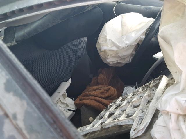 JTKDE177350011196 - 2005 TOYOTA SCION TC 银色 照片 5