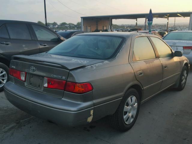 JT2BG22K5Y0423112 - 2000 TOYOTA CAMRY CE GRAY photo 4