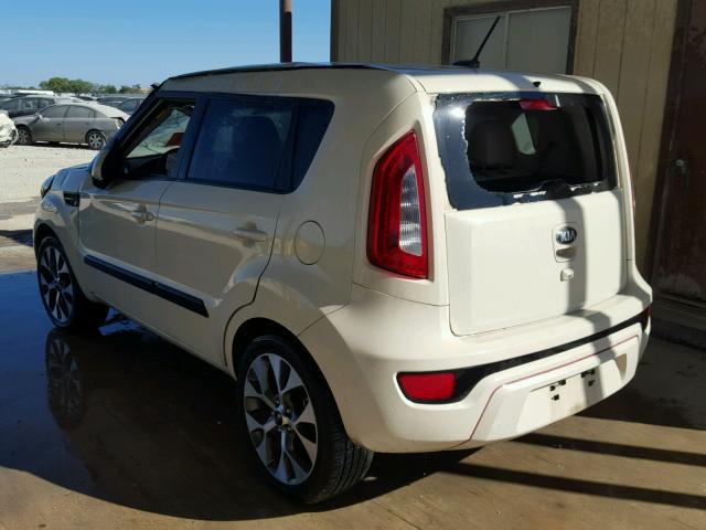 KNDJT2A61D7513121 - 2013 KIA SOUL WHITE photo 3