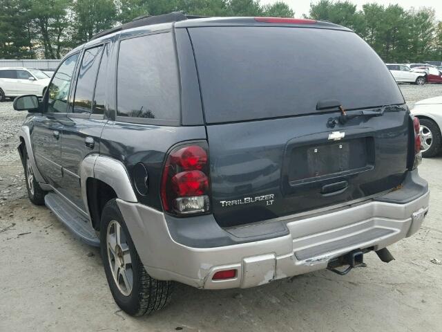 1GNDT13S852292155 - 2005 CHEVROLET TRAILBLAZE GRAY photo 3