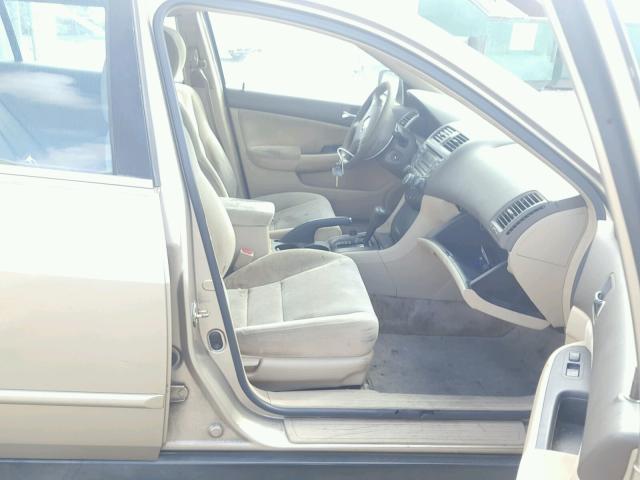 3HGCM563X3G707009 - 2003 HONDA ACCORD LX TAN photo 5