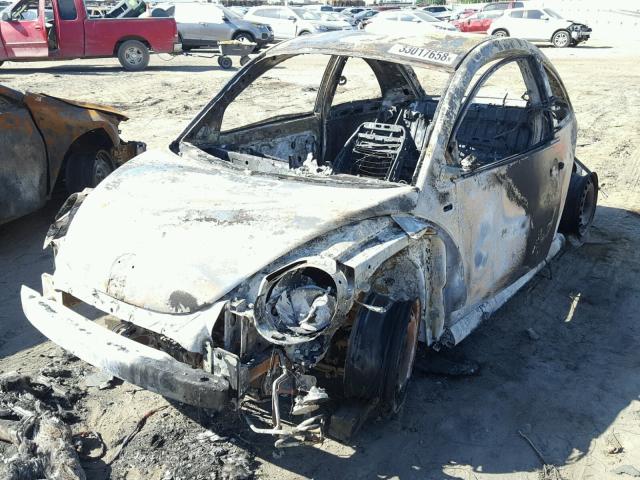 3VWBA21C7XM440151 - 1999 VOLKSWAGEN NEW BEETLE 烧焦的 照片 2