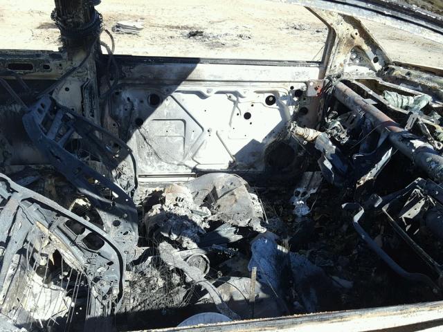 3VWBA21C7XM440151 - 1999 VOLKSWAGEN NEW BEETLE 烧焦的 照片 5