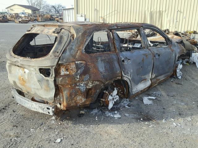 5TDDKRFH7FS214308 - 2015 TOYOTA HIGHLANDER BURN photo 4