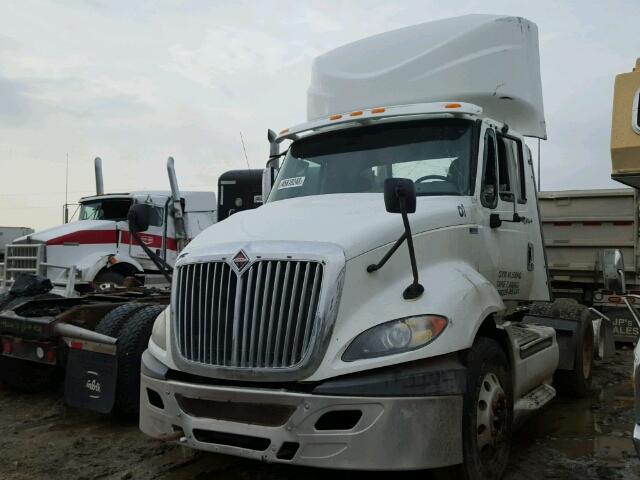 1HSDHSJR0CH678439 - 2012 INTERNATIONAL PROSTAR WHITE photo 2