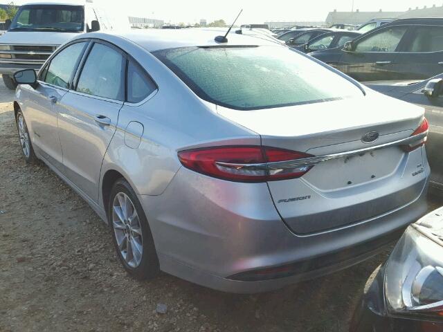 3FA6P0LU8HR216619 - 2017 FORD FUSION SE SILVER photo 3