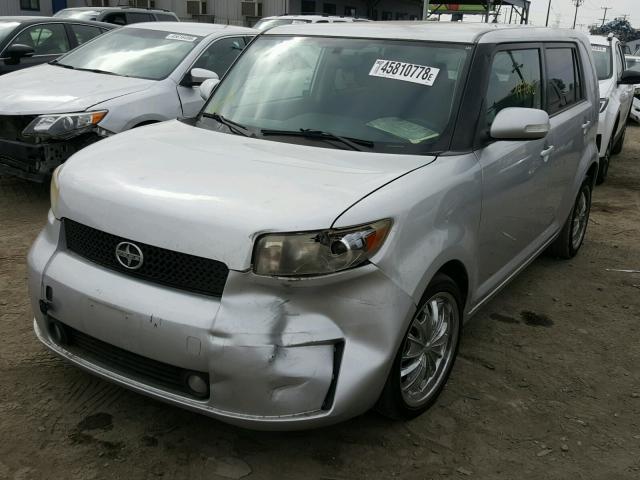 JTLKE50EX81004442 - 2008 TOYOTA SCION XB Plata foto 2