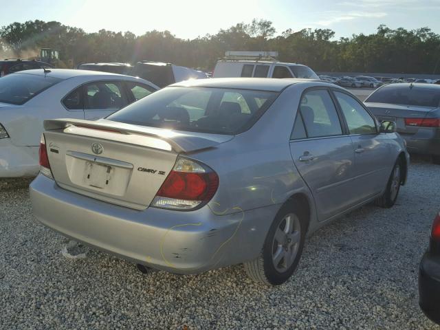 4T1BE32KX5U606993 - 2005 TOYOTA CAMRY LE SILVER photo 4