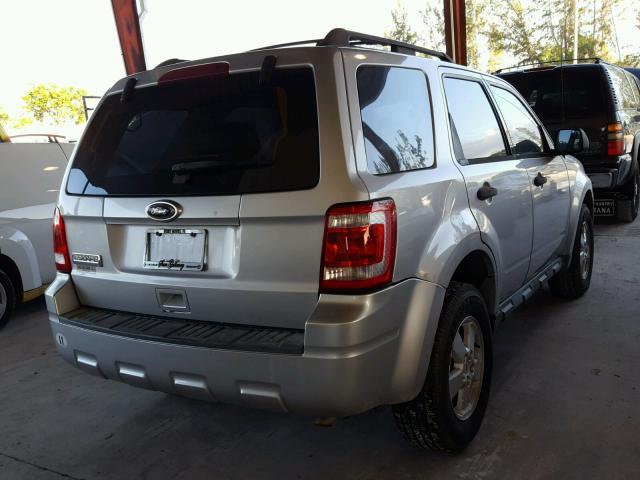 1FMCU0C79AKC25397 - 2010 FORD ESCAPE SILVER photo 4