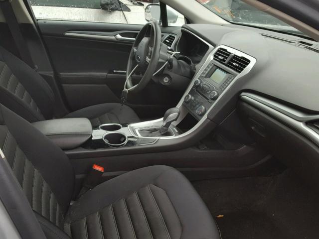 3FA6P0H71ER137498 - 2014 FORD FUSION SE SILVER photo 5