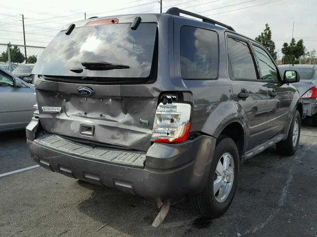 1FMCU0DG5BKB25586 - 2011 FORD ESCAPE XLT CHARCOAL photo 4