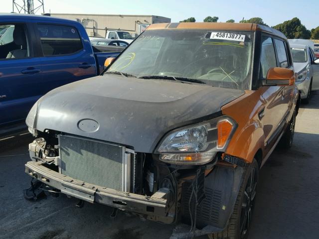 KNDJT2A22A7110791 - 2010 KIA SOUL ORANGE photo 2