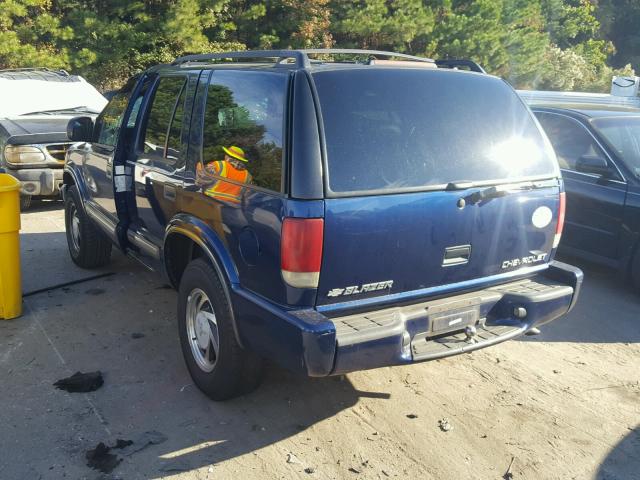 1GNDT13W412176903 - 2001 CHEVROLET BLAZER BLUE photo 3